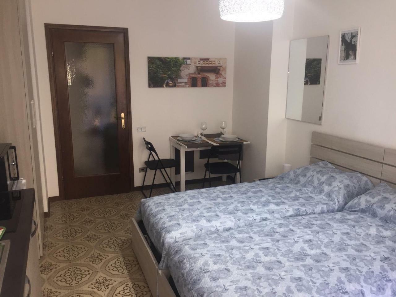 Room Verona Holidays Eksteriør billede